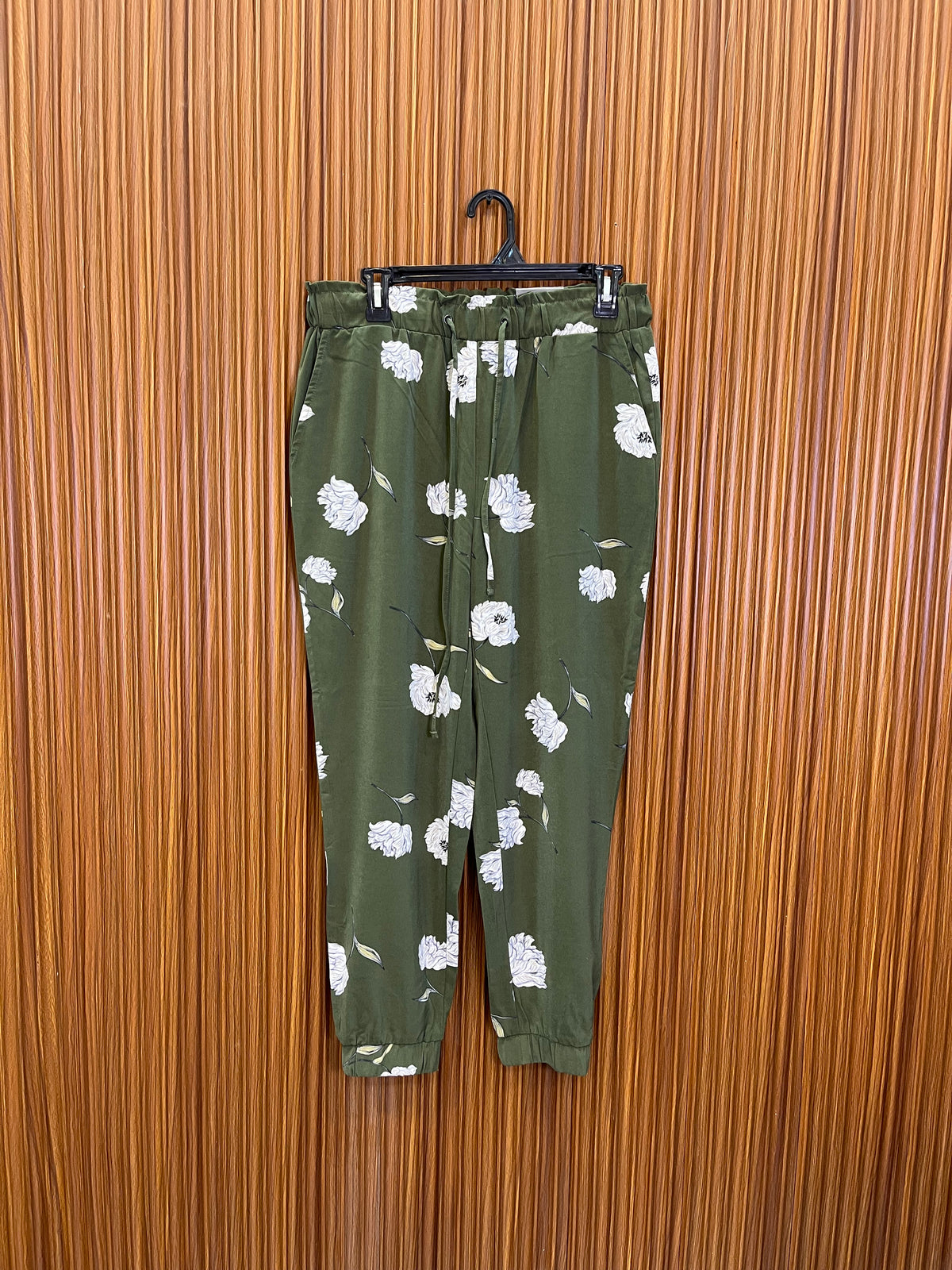 Waist 30  Length 36 Western Womens Trouser