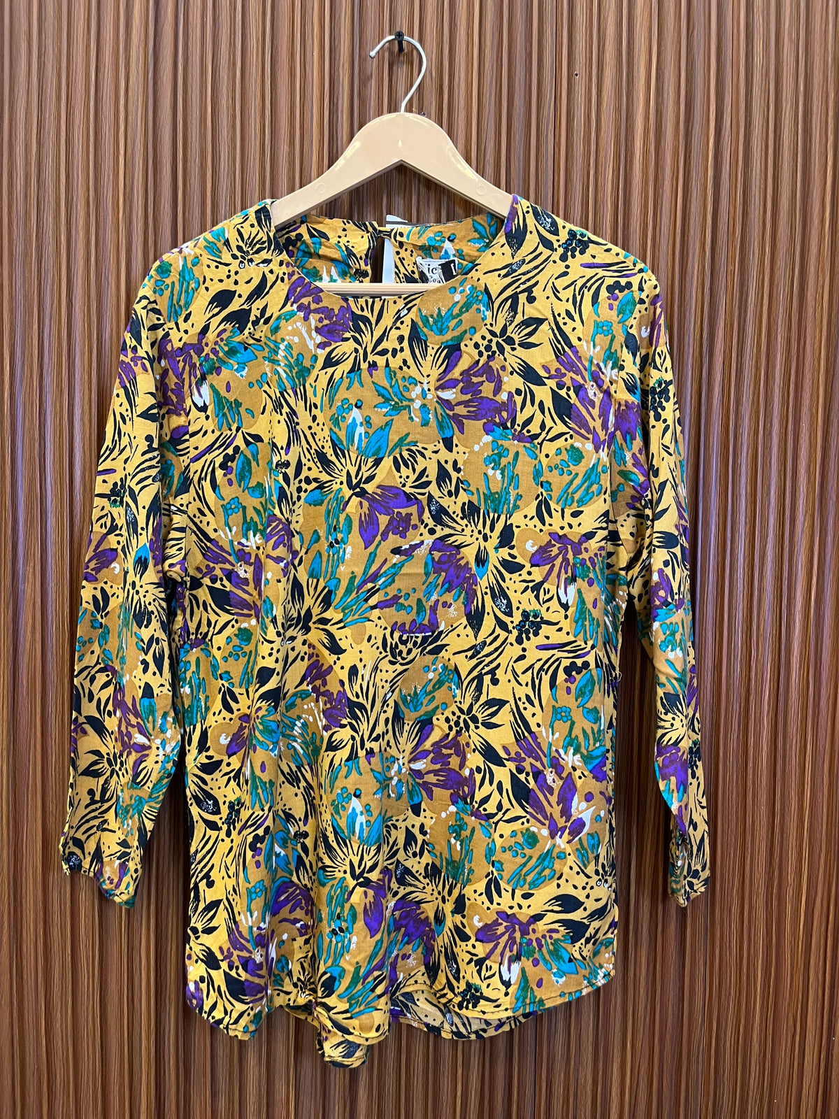 Chest 19 Length 25 | Western branded Women's Full Sleeve Top