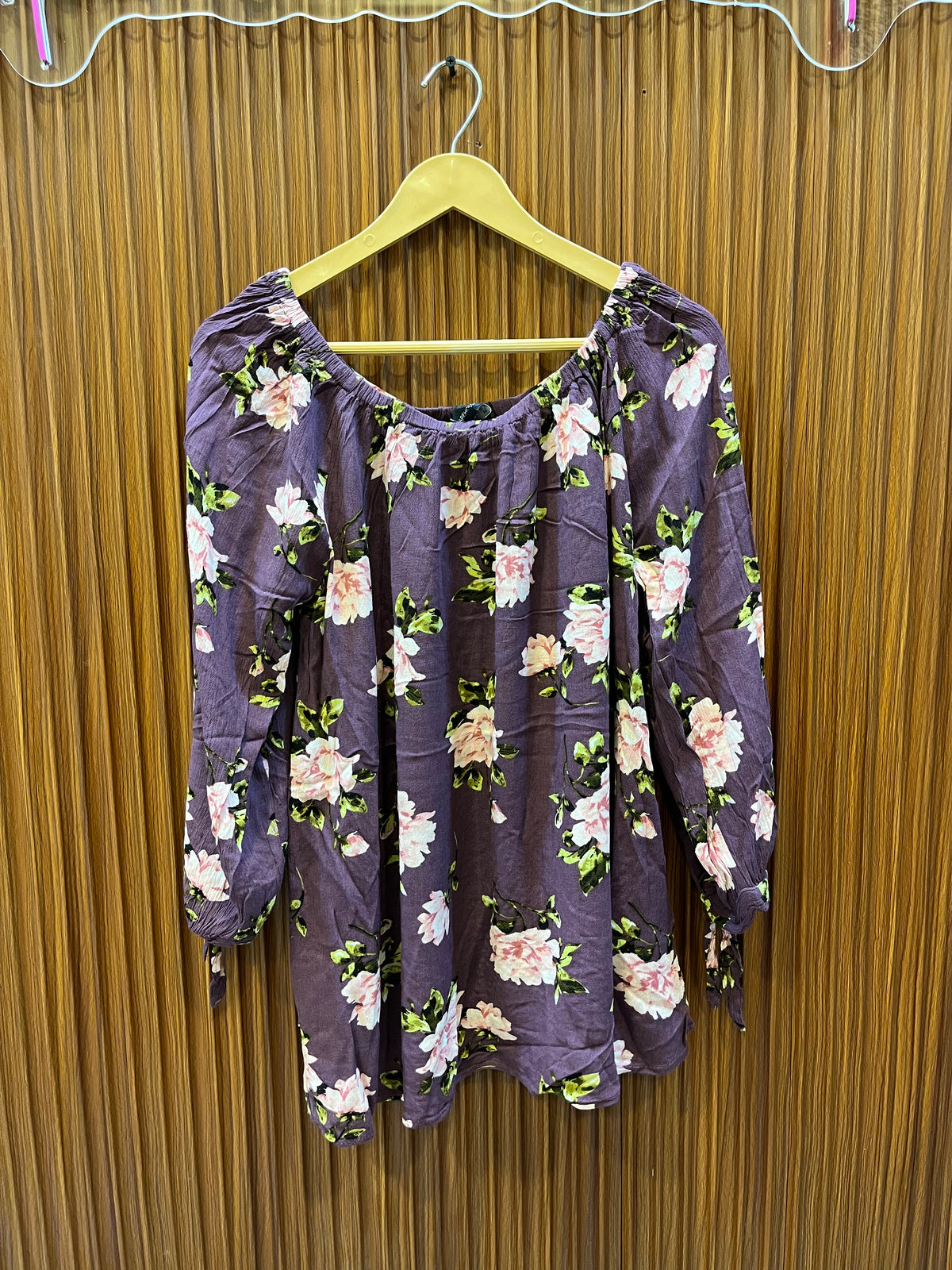 Chest 22 Length 26 |  Western branded Women's Full Sleeve Top