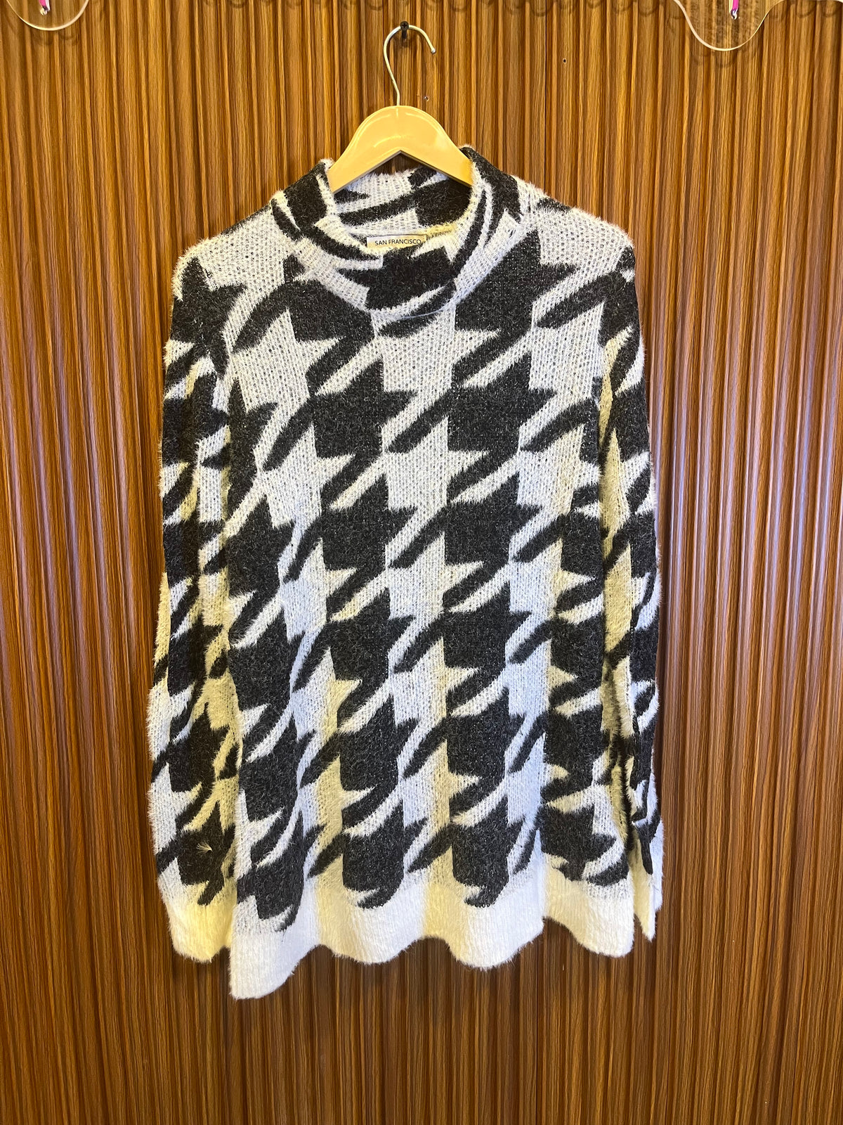 Chest 22 Length 28  Western Branded Womens Sweater
