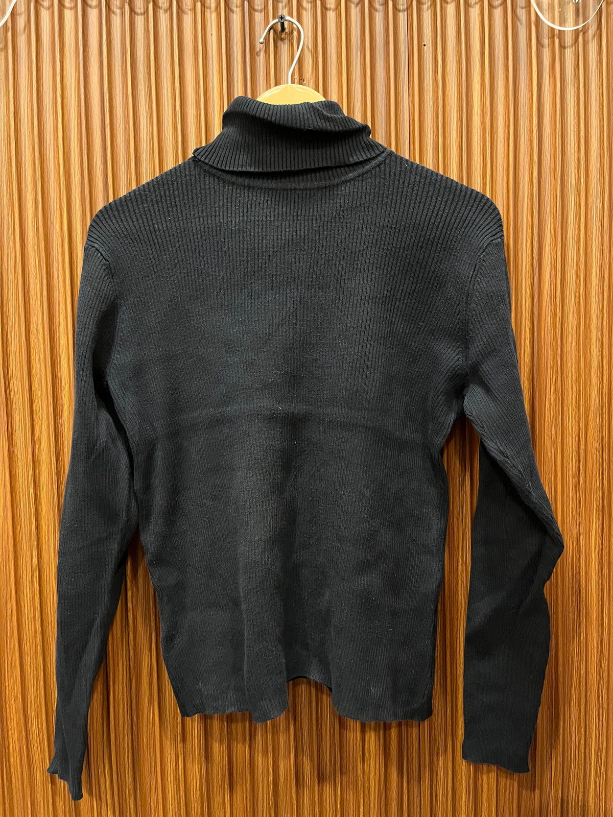 Chest 18 Length 22 | branded woman high neck
