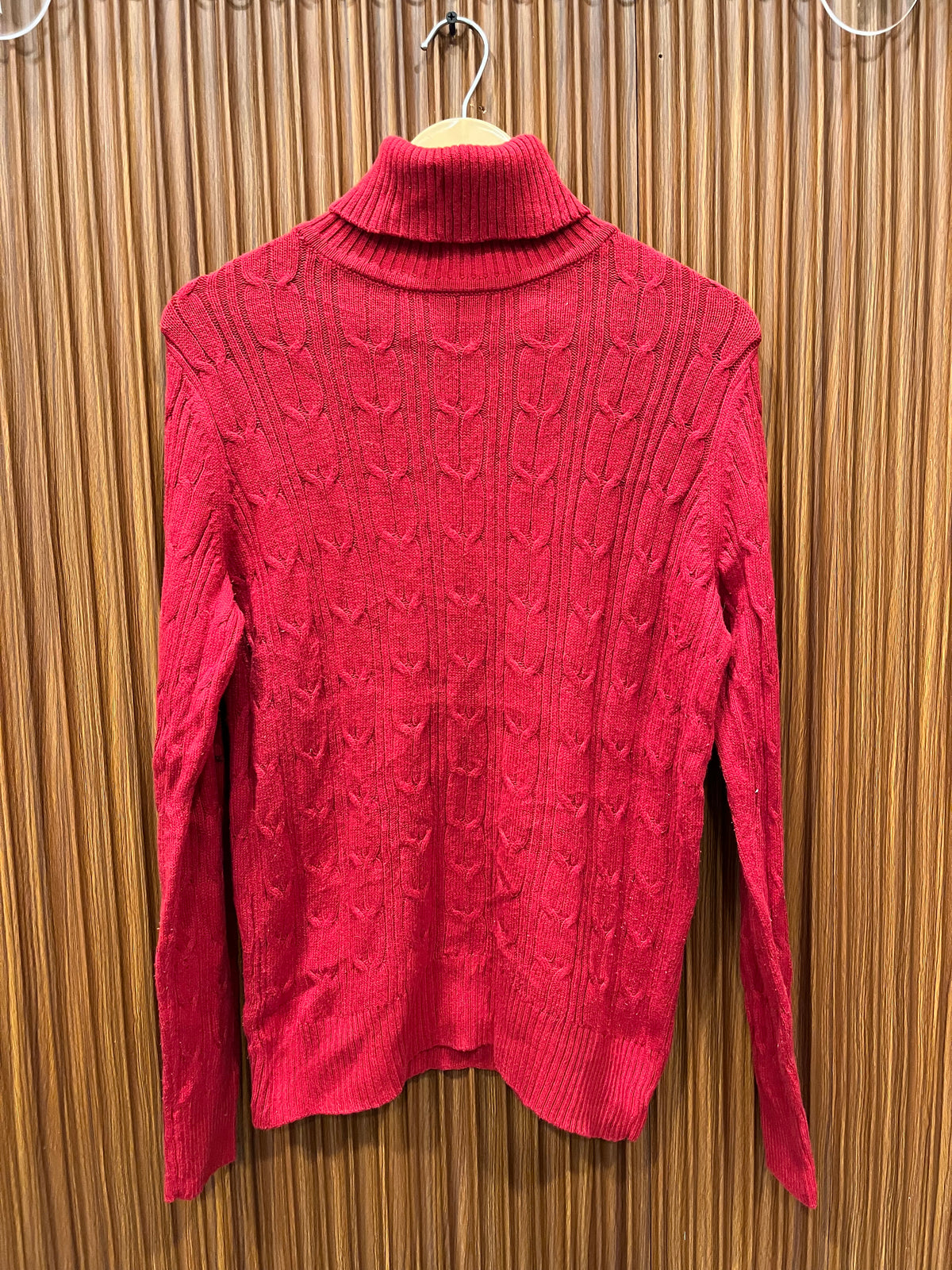 Chest 19 Length 25 | branded woman high neck