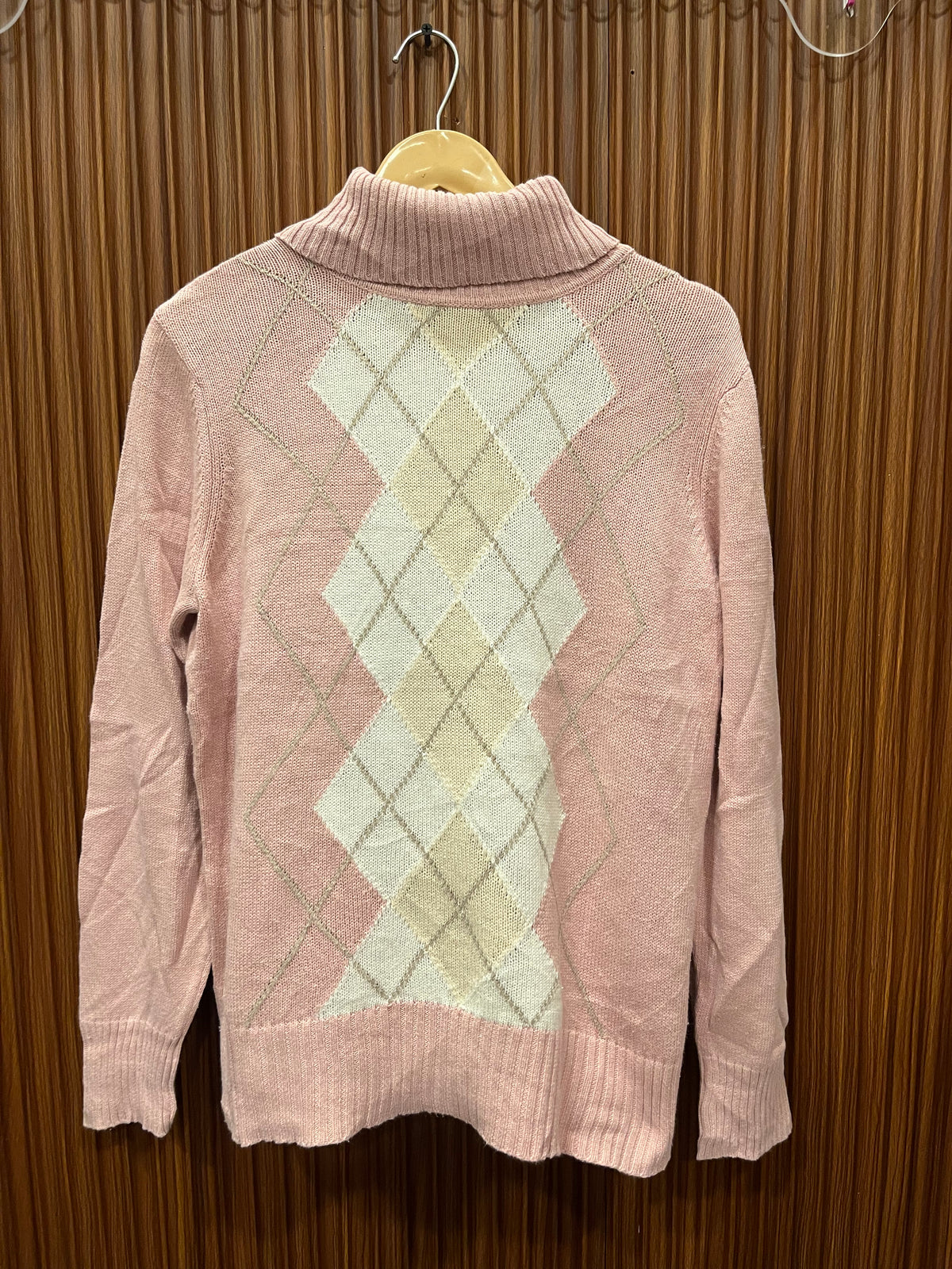 Chest 20 Length 25 | branded woman high neck