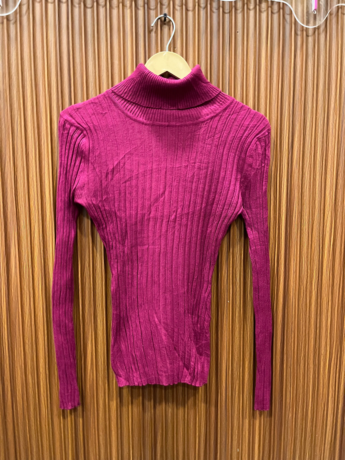 Chest 15 Length 24 | branded woman high neck