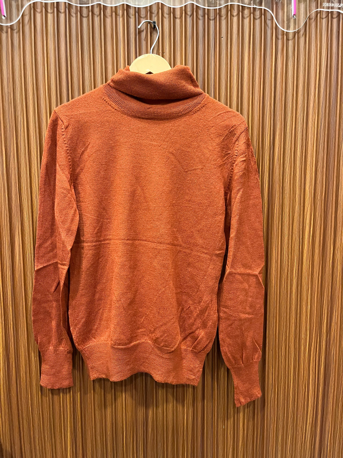 Chest 19 Length 25 | branded woman high neck