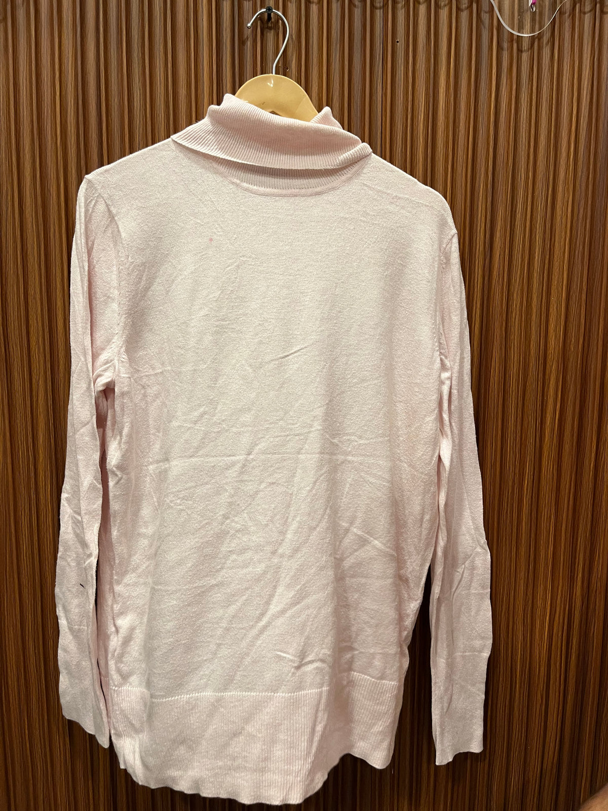 Chest 22 Length 27 |  branded woman high neck