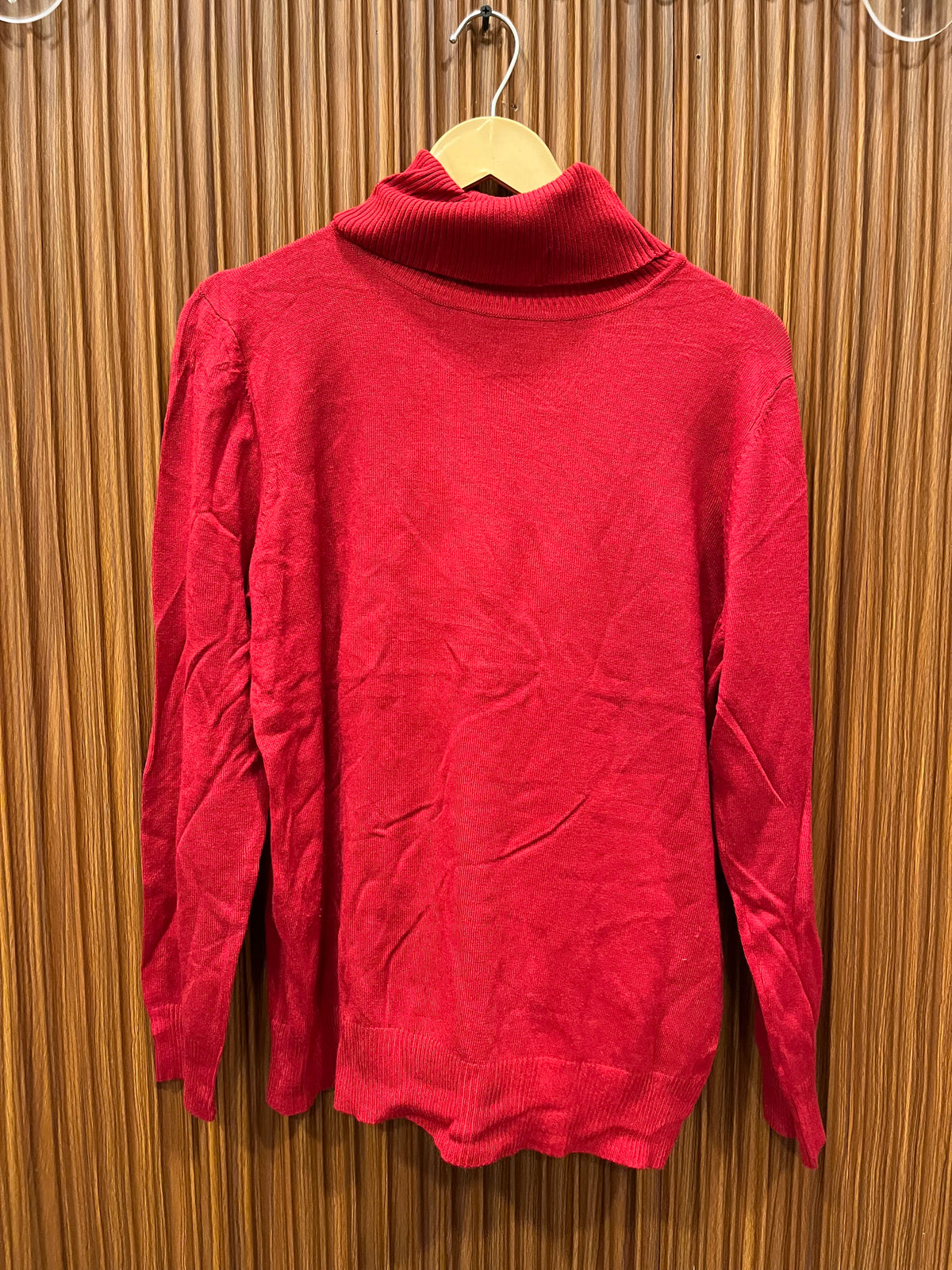 Chest 21 Length 24 | branded woman high neck