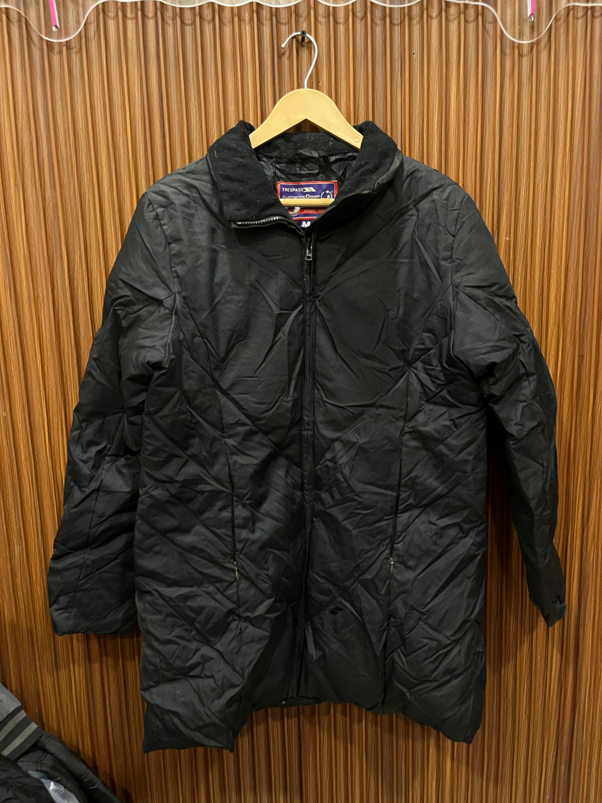 Chest 20 Length 32 | woman branded bumper jacket