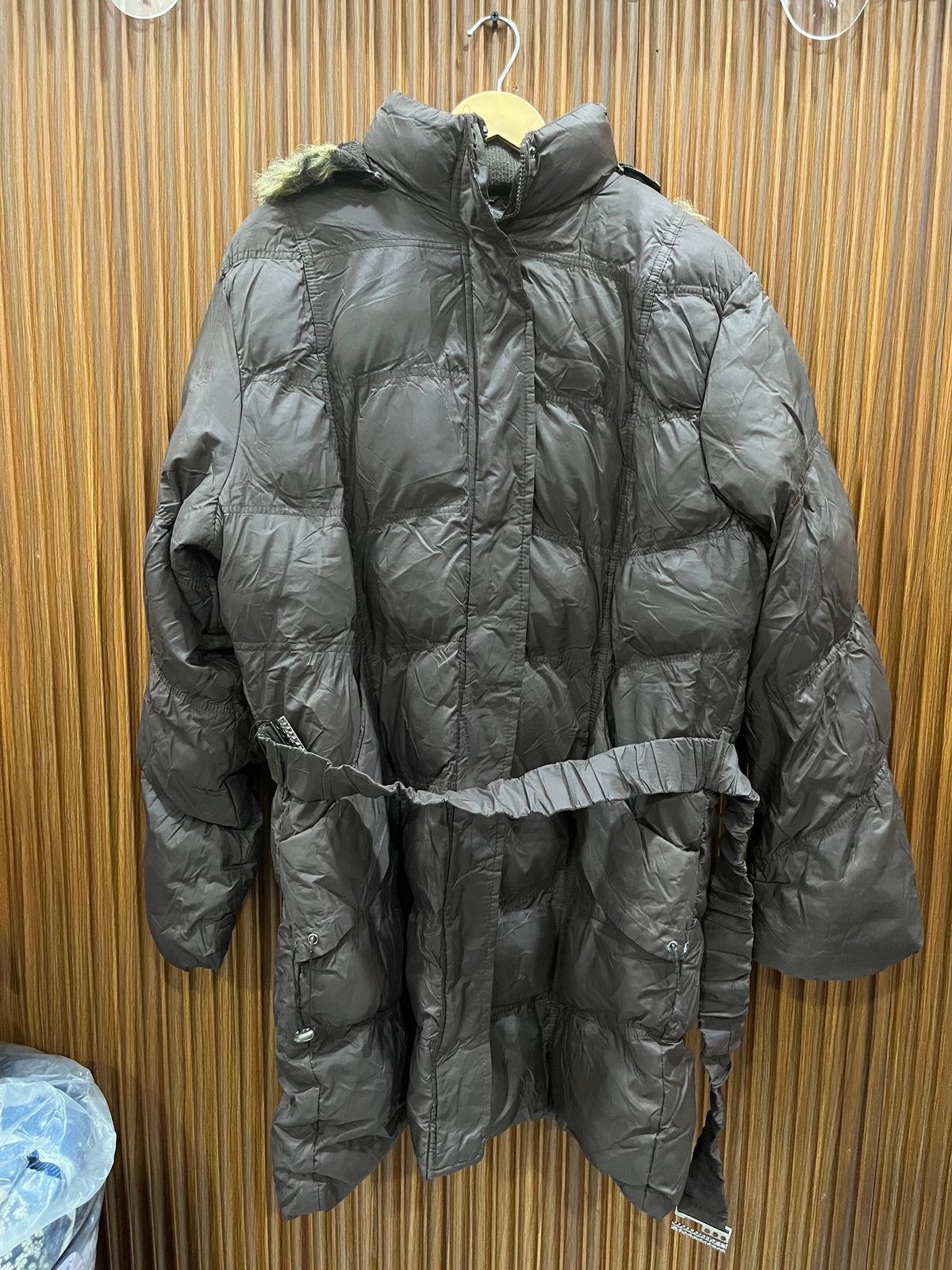 Chest 23 Length 36 | woman branded bumper jacket