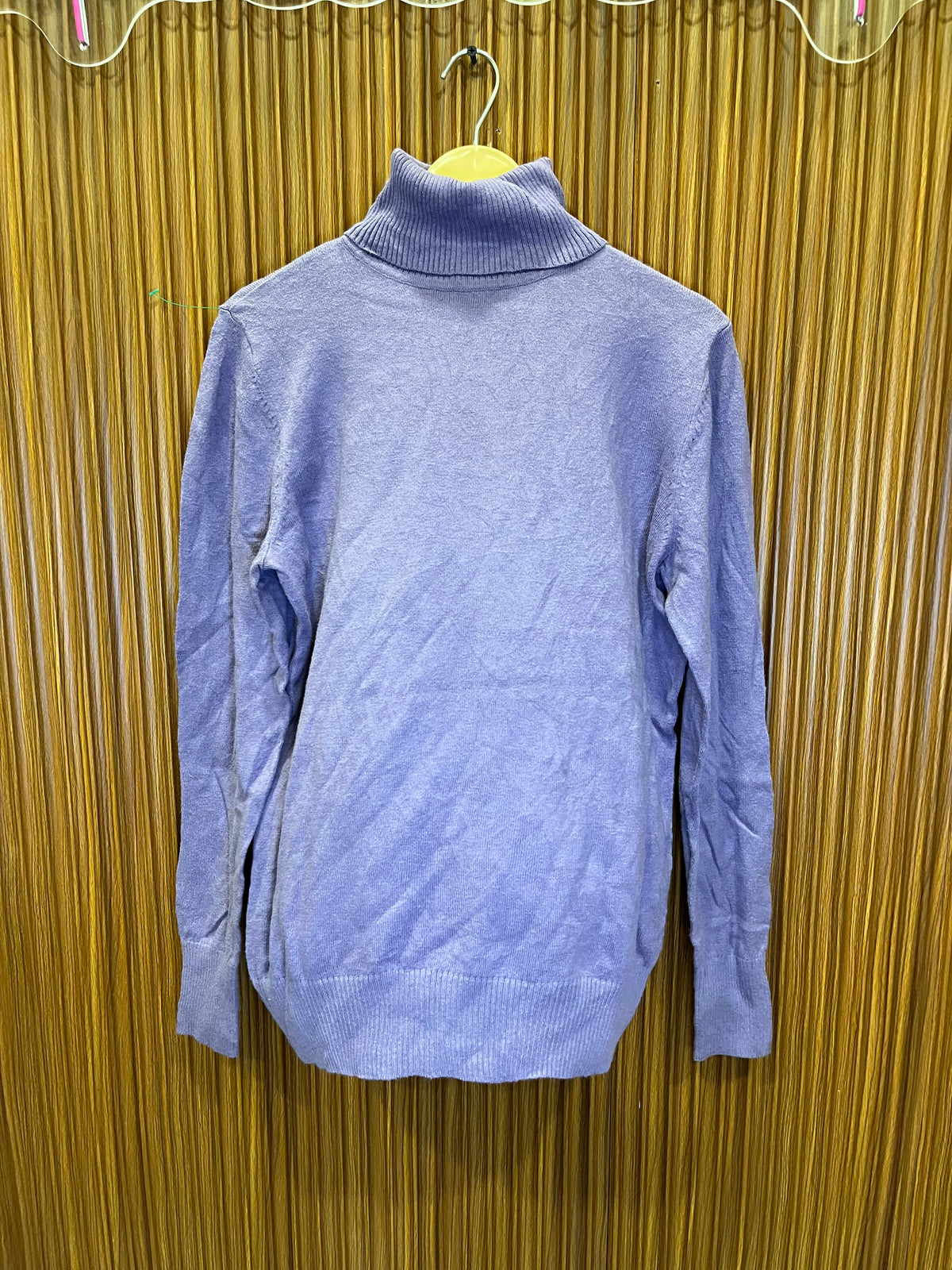 Chest 20 Length 26 | branded woman high neck