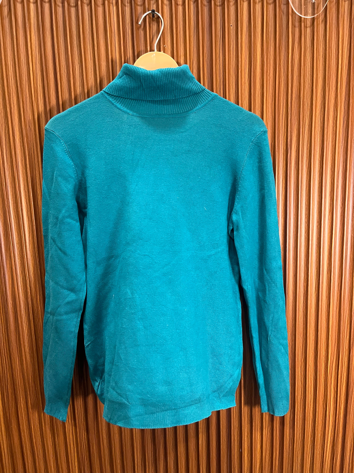 Chest 18 Length 24 | branded woman high neck