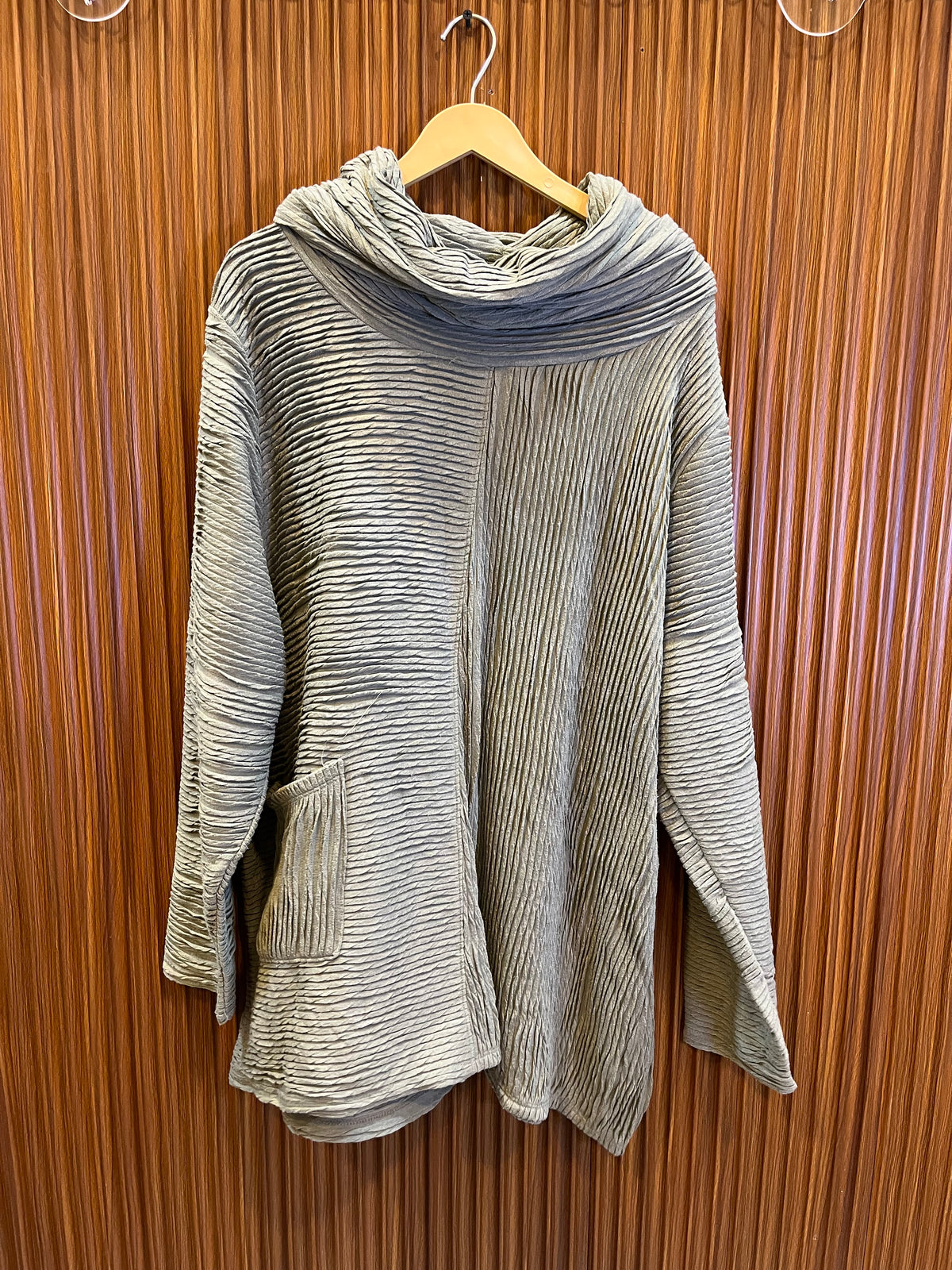 Chest 26 Length 34 | Western Branded Womens Sweater
